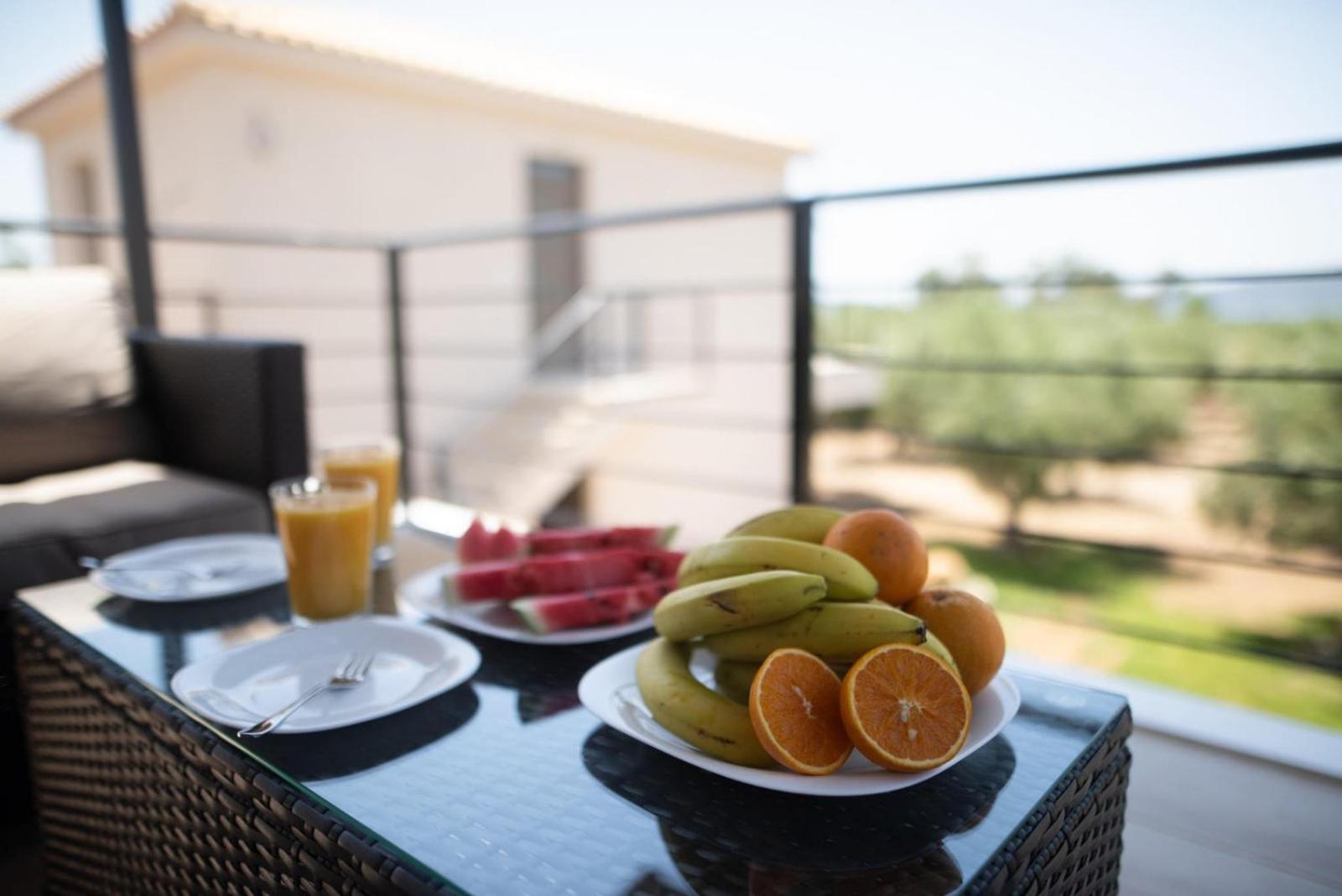 Three Charites Resort Gialova Zewnętrze zdjęcie