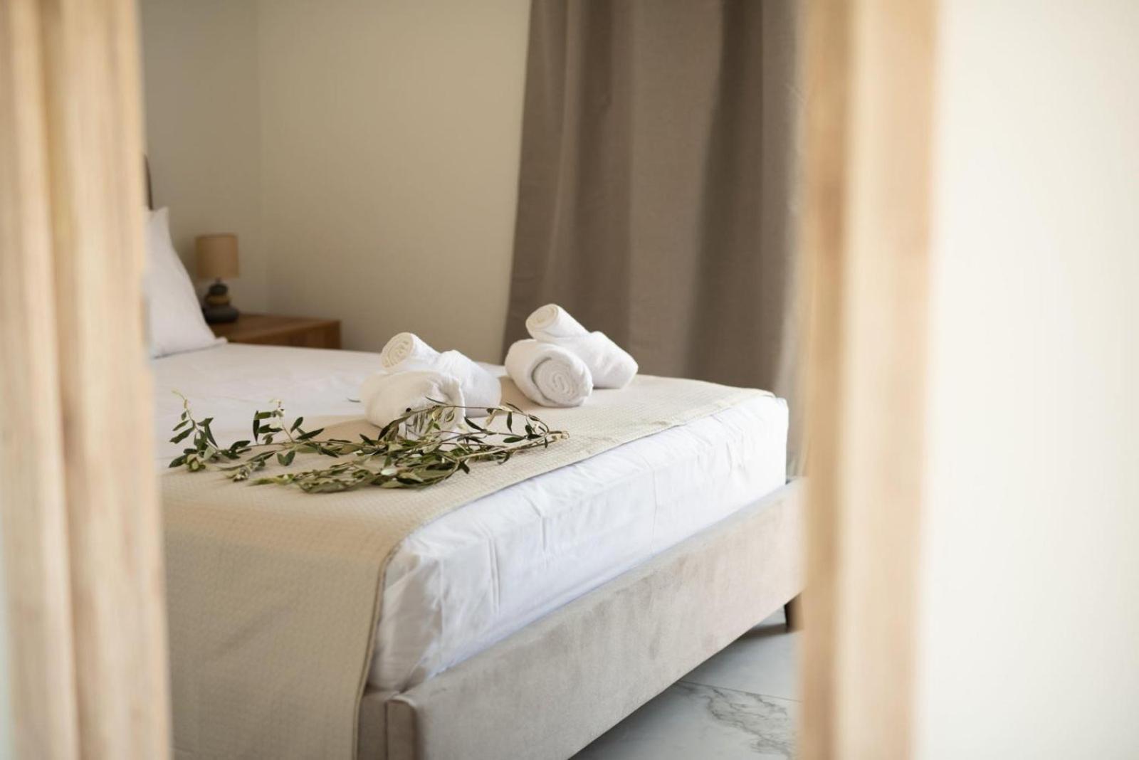 Three Charites Resort Gialova Zewnętrze zdjęcie