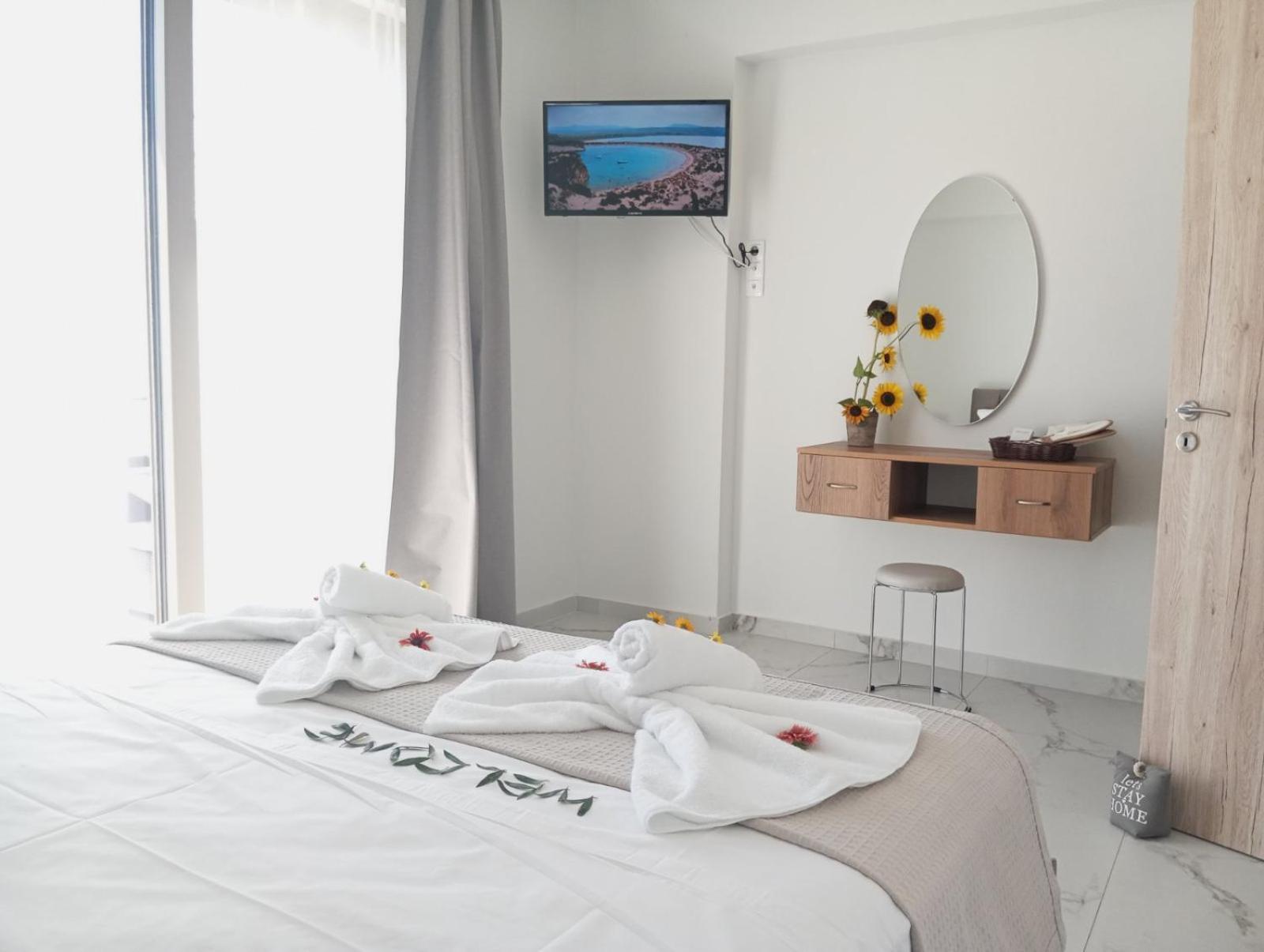 Three Charites Resort Gialova Zewnętrze zdjęcie