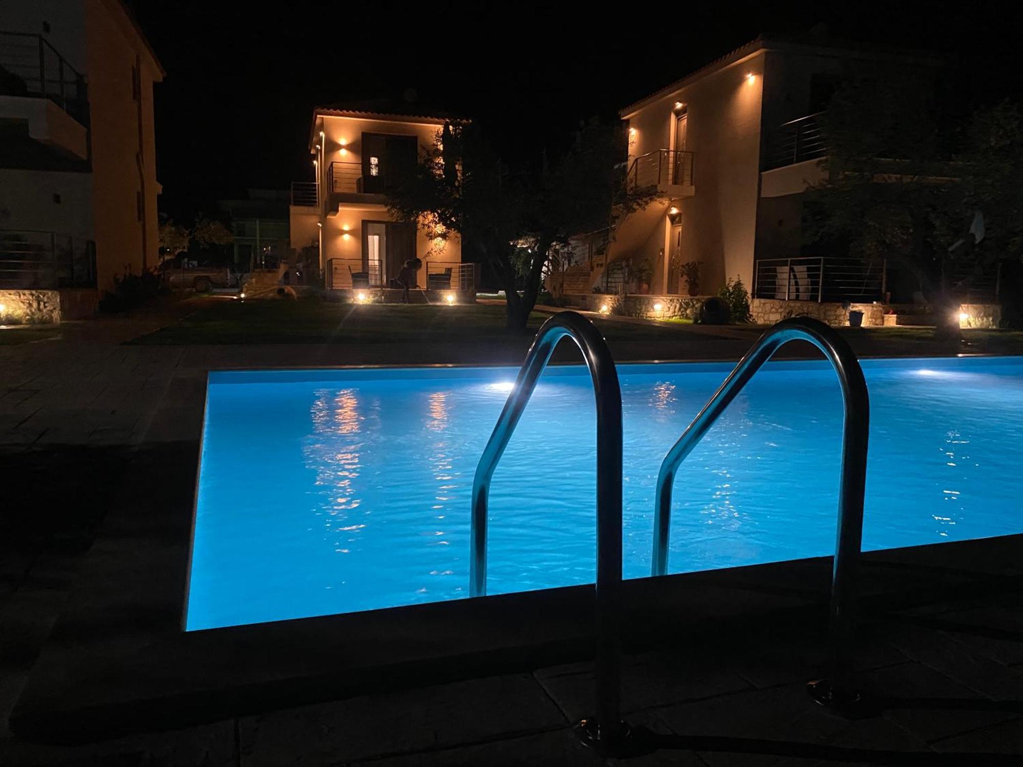 Three Charites Resort Gialova Zewnętrze zdjęcie