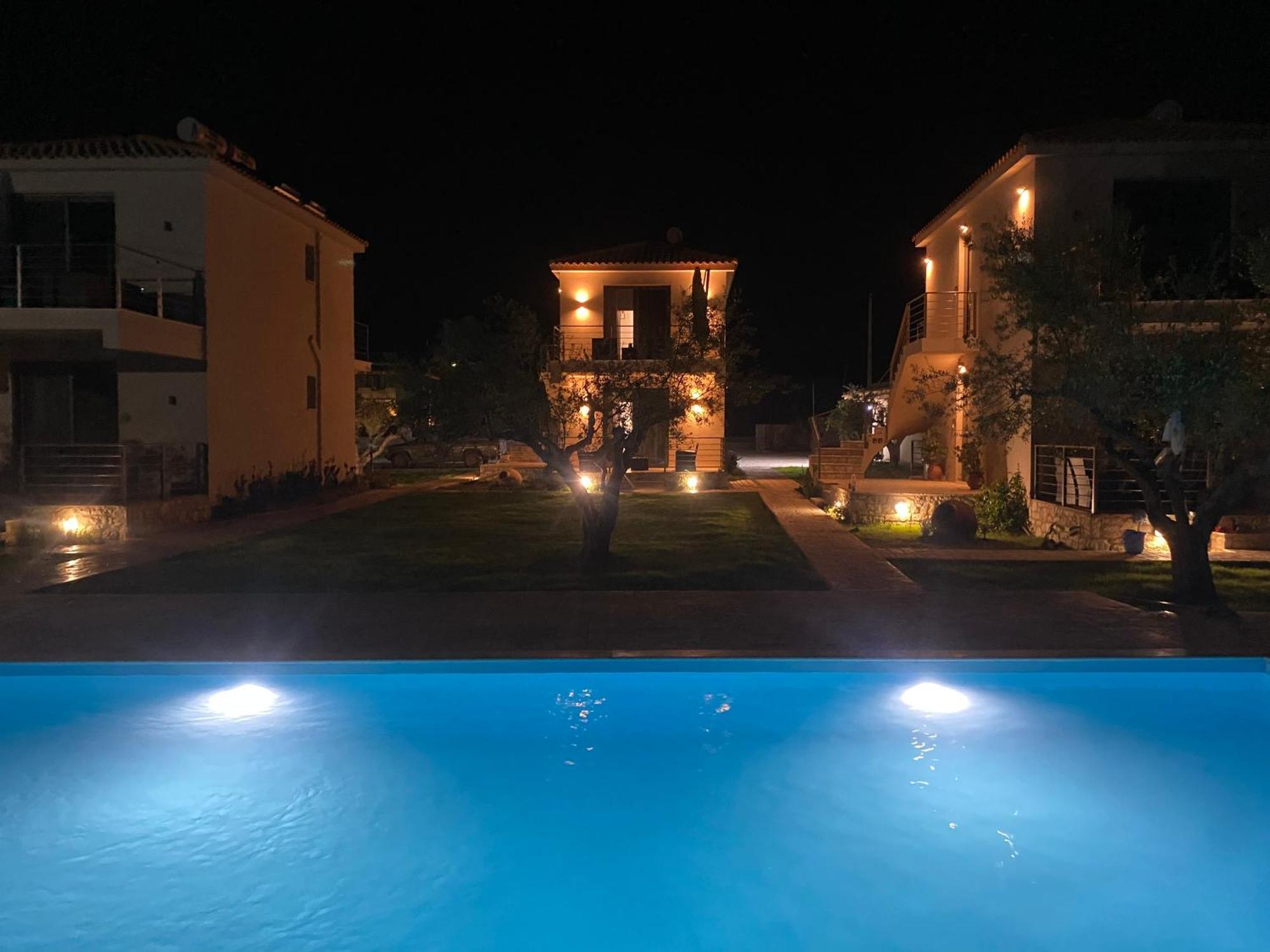 Three Charites Resort Gialova Zewnętrze zdjęcie